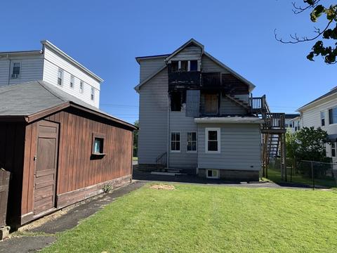 58 Edward St, Chicopee, MA 01020 photo 5