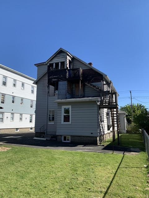 58 Edward St, Chicopee, MA 01020 photo 6