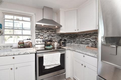 70 Intervale Rd, Springfield, MA 01118 photo 6