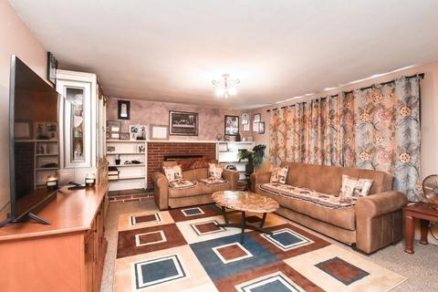 70 Intervale Rd, Springfield, MA 01118 photo 10
