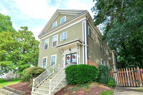 95 June St, Fall River, MA 02720 photo 1