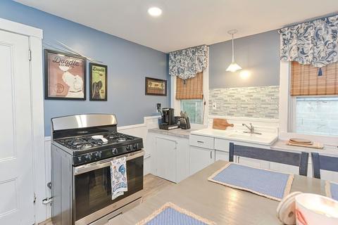95 June St, Fall River, MA 02720 photo 23