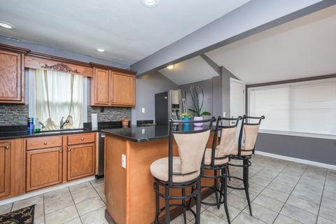 9 Aurilla St, Worcester, MA 01607 photo 18