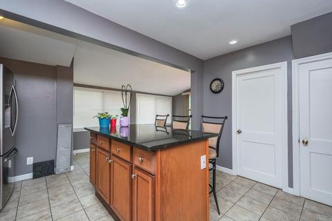9 Aurilla St, Worcester, MA 01607 photo 17