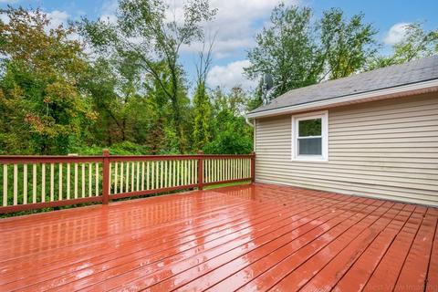 9 Aurilla St, Worcester, MA 01607 photo 32