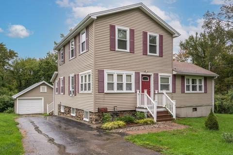 9 Aurilla St, Worcester, MA 01607 photo 2