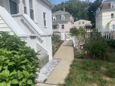 29 Ash St, Fall River, MA 02724 photo 9