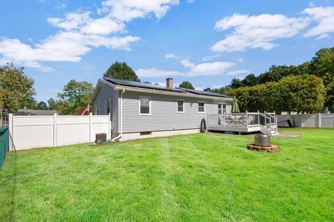 85 Penncastle St, Springfield, MA 01129 photo 28