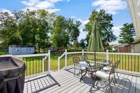85 Penncastle St, Springfield, MA 01129 photo 24