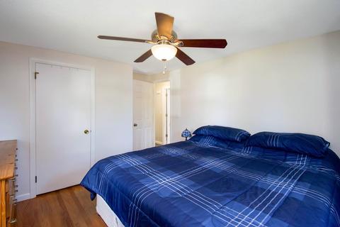 85 Penncastle St, Springfield, MA 01129 photo 17