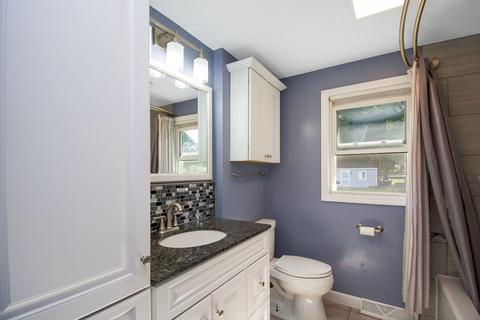 85 Penncastle St, Springfield, MA 01129 photo 15