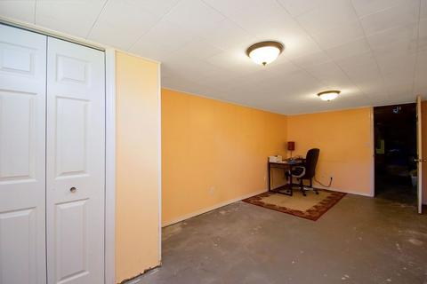 85 Penncastle St, Springfield, MA 01129 photo 20