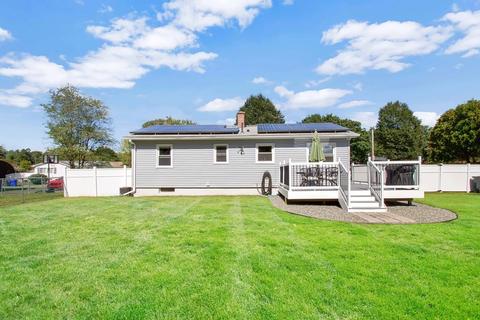 85 Penncastle St, Springfield, MA 01129 photo 2