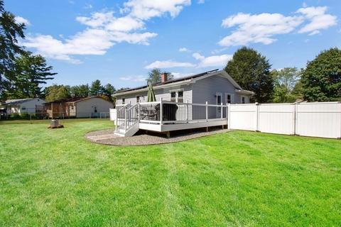 85 Penncastle St, Springfield, MA 01129 photo 27
