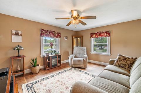 38 Walter Rd, Danvers, MA 01923 photo 18
