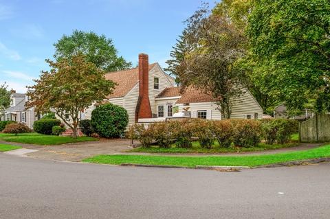 38 Walter Rd, Danvers, MA 01923 photo 3