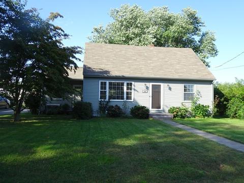 35 Wing Ln, Acushnet, MA 02743 photo 2