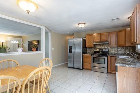 169 Temi Rd, Raynham, MA 02767 photo 6