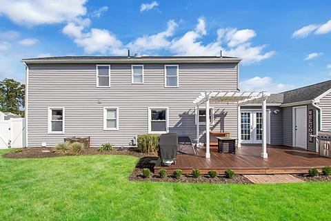 218 Winton St, Springfield, MA 01118 photo 2