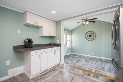 218 Winton St, Springfield, MA 01118 photo 7
