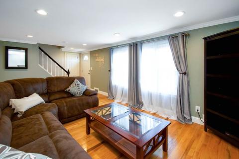 218 Winton St, Springfield, MA 01118 photo 12