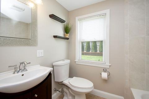 218 Winton St, Springfield, MA 01118 photo 14