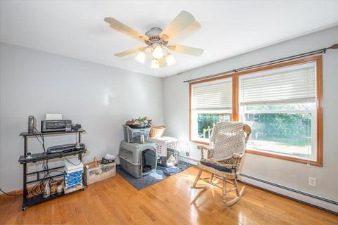 2 Shade Tree Ln, Acushnet, MA 02743 photo 9