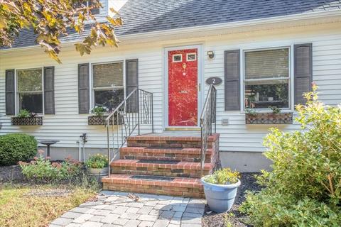 2 Shade Tree Ln, Acushnet, MA 02743 photo 3