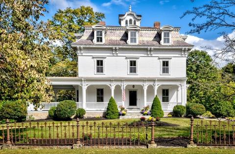 79 Plimpton St, Walpole, MA 02081 photo 1