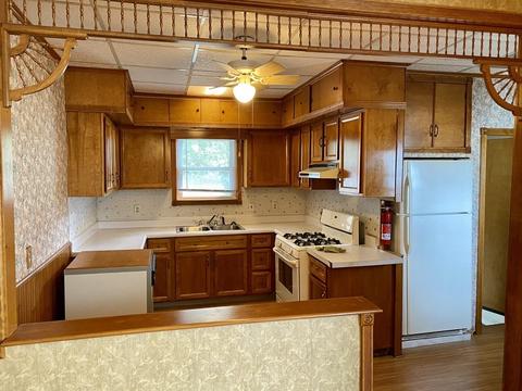 154 Mccloskey St, Fall River, MA 02723 photo 5