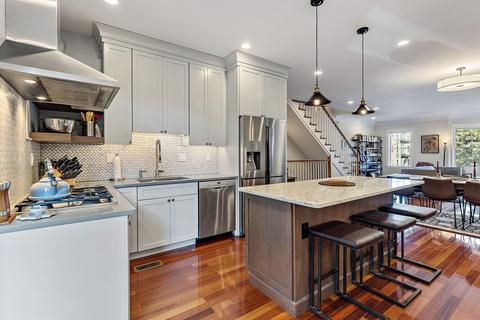487 E Third St, Boston, MA 02127 photo 3