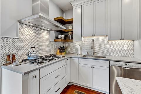 487 E Third St, Boston, MA 02127 photo 4