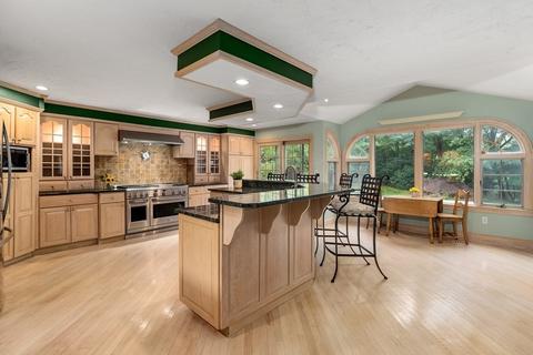 4 Standish Dr, Canton, MA 02021 photo 3