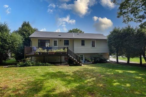 101 Standish Rd, Needham, MA 02492 photo 35