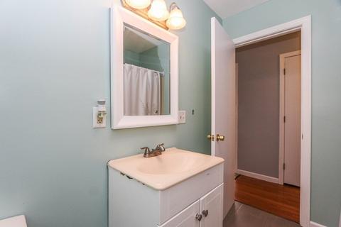 332 Parkerview St, Springfield, MA 01129 photo 18