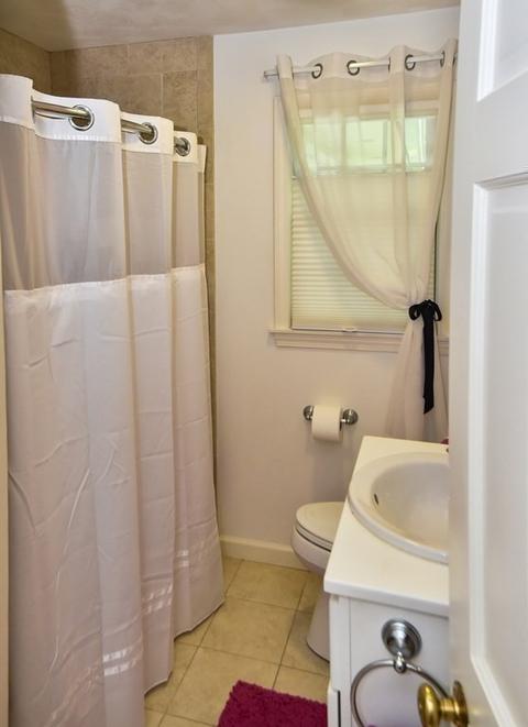 25 Robin Rd, Longmeadow, MA 01106 photo 12