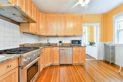 128 Davis Ave #B, Brookline, MA 02445 photo 4
