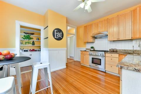 128 Davis Ave #B, Brookline, MA 02445 photo 5