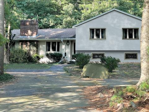 20 Algonquin Rd, Canton, MA 02021 photo 1