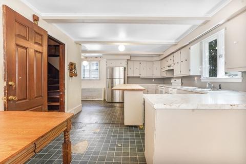 783 Rock St, Fall River, MA 02720 photo 14