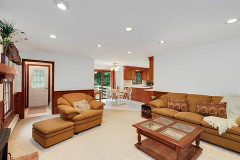 21 Walnut Hill Rd, Millis, MA 02054 photo 20