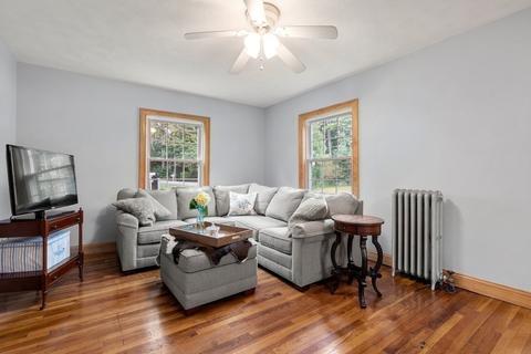 25 Devonshire Dr, Billerica, MA 01821 photo 6