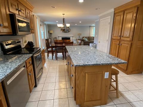 8 Horseshoe Dr, Townsend, MA 01474 photo 3