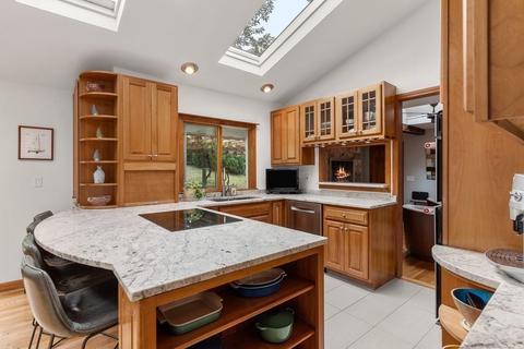 6 Alexander Cir, Marblehead, MA 01945 photo 11