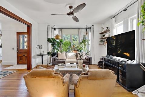 39 Abbott St, Lawrence, MA 01843 photo 5