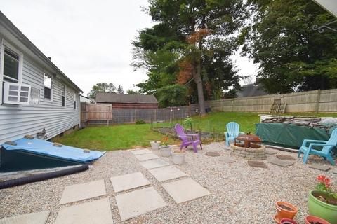 39 Gardens Dr, Springfield, MA 01119 photo 7