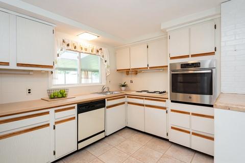 5 Wellesley Rd, Beverly, MA 01915 photo 13