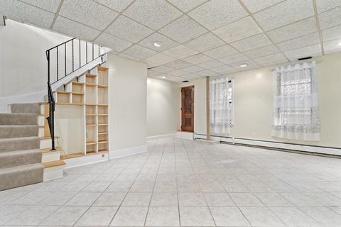 770 E 6th St, Boston, MA 02127 photo 17