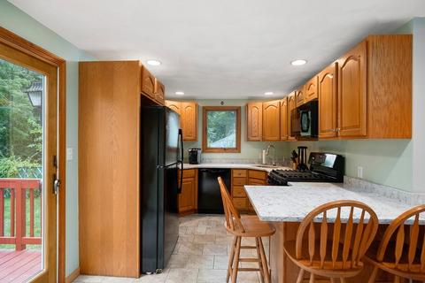 102 Orange St, Reading, MA 01867 photo 16