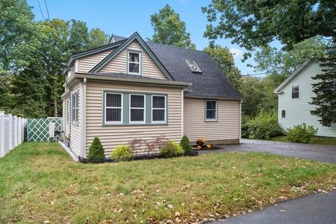 102 Orange St, Reading, MA 01867 photo 2